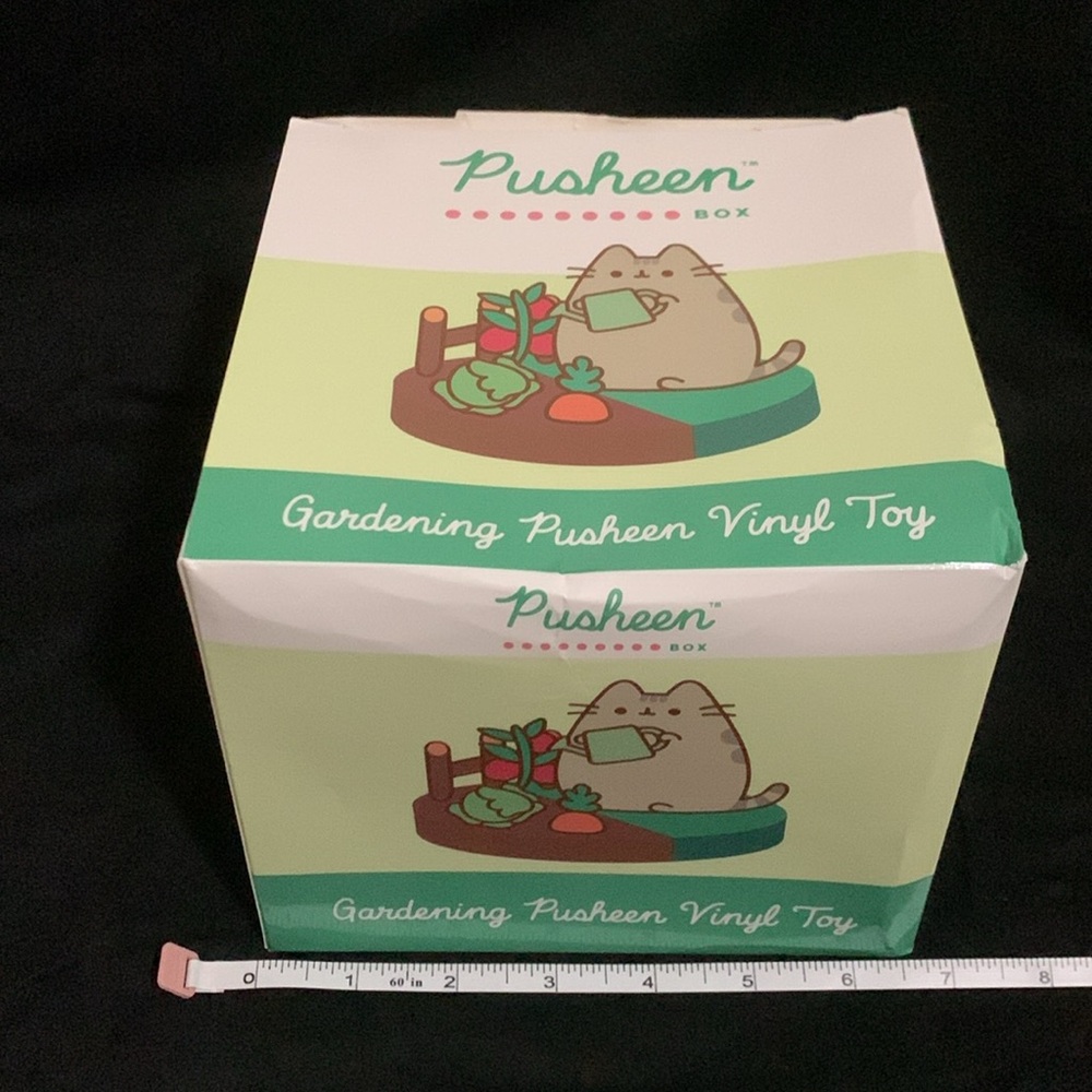 Pusheen Gardening Vinyl Figure New - Picture 6 of 6